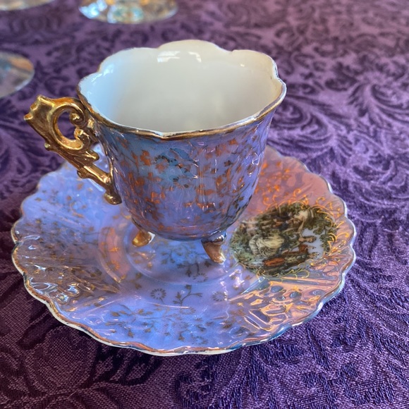 Vintage Handpainted Betson demitasse cup and saucer. - Picture 3 of 5